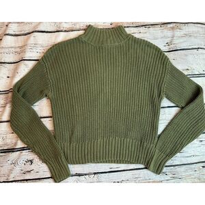 H&M green‎ cropped sweater Sz small